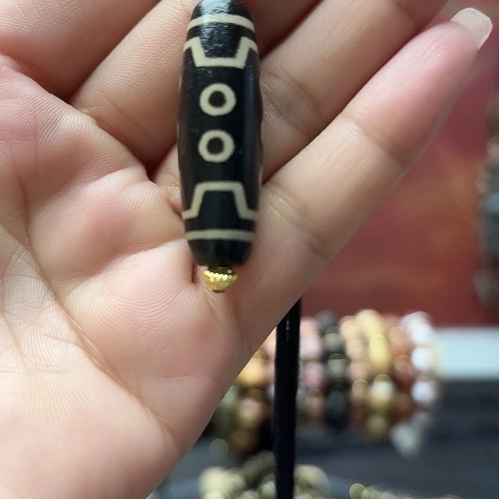 合金颈饰玛瑙/玉髓