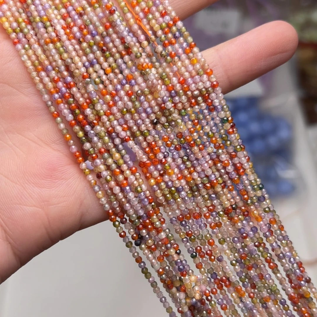 玛瑙/玉髓合金珠宝半成品N714。2mm彩色锆石一条