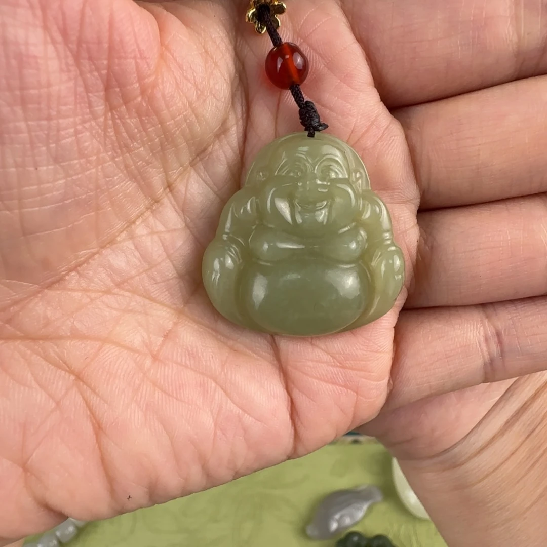 和田玉（糖玉）颈饰未镶嵌