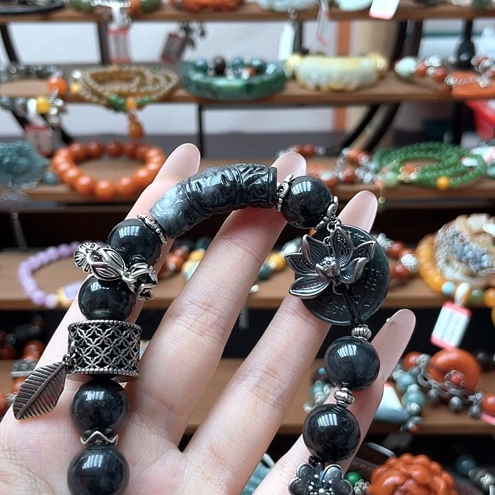 月***美未镶嵌手链翡翠饰品
