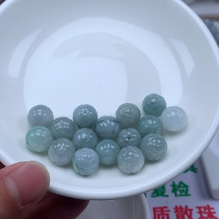 翡翠散珠翡翠16颗卡12加莲花珠