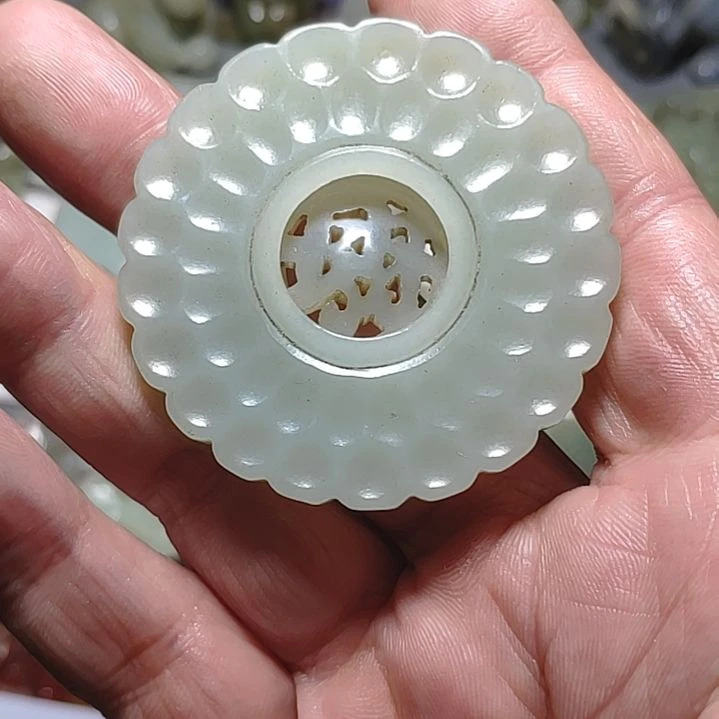 和田玉颈饰未镶嵌相****排