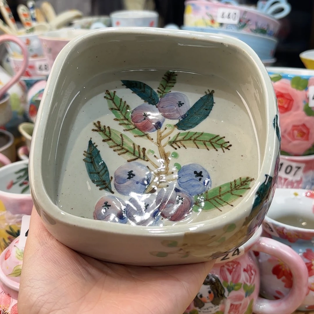 瓷片兔兔盖茨。兔兔好