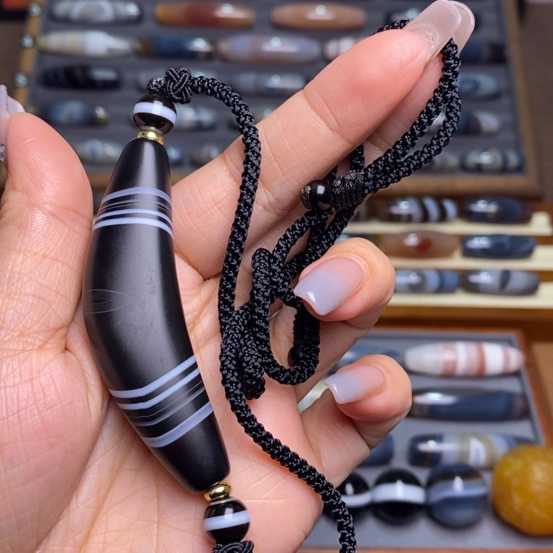 玛瑙/玉髓未镶嵌珠宝半成品K***C