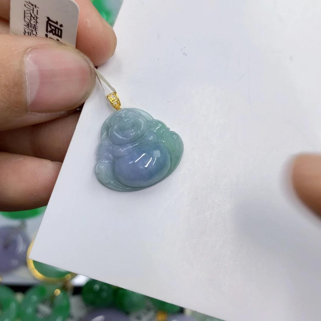 翡翠18K金镶嵌颈饰翡翠