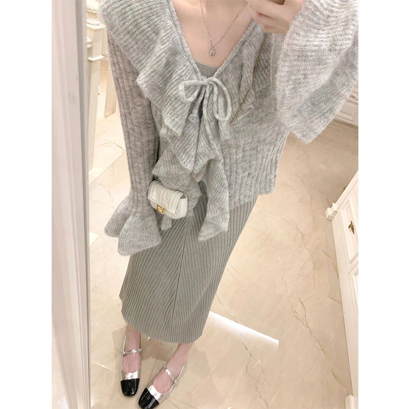 秋季穿搭一整套女2025新款温柔气质荷花边针织开衫连衣裙两件套装