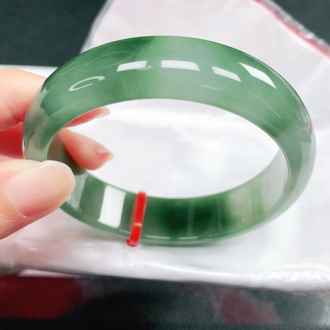 翡翠未镶嵌手镯58圈