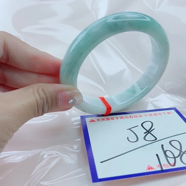 翡翠未镶嵌手镯翡翠