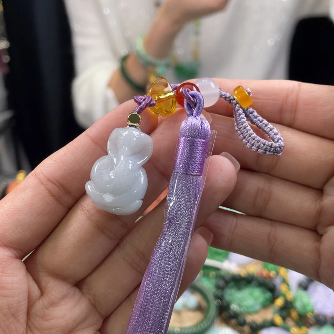 翡翠挂件未镶嵌代编织