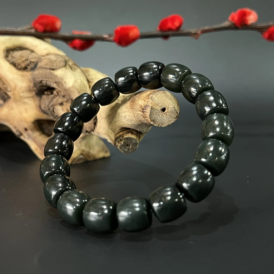 0717GC102和田玉手串