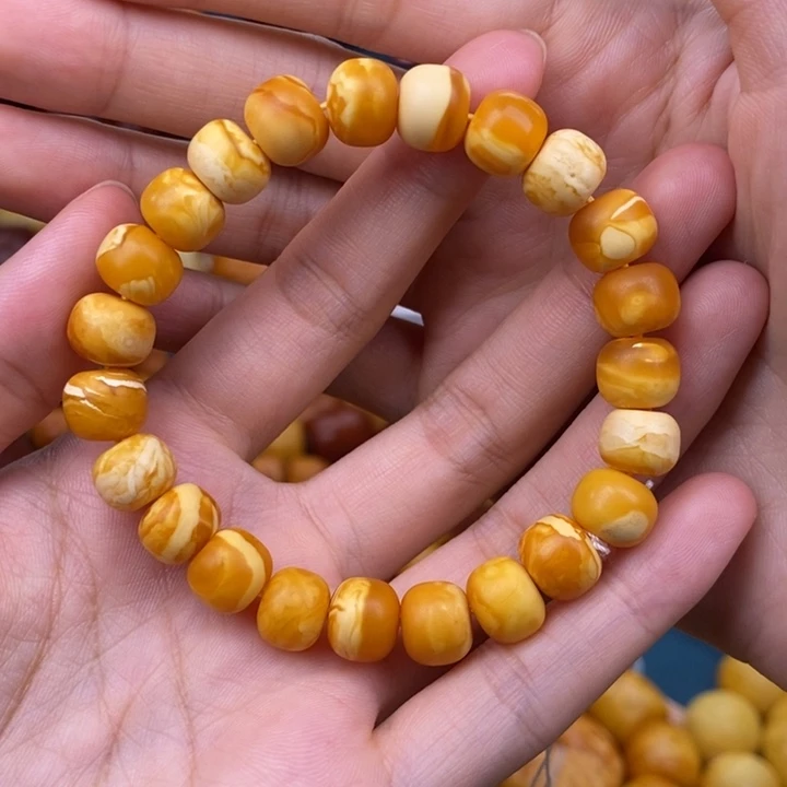 未镶嵌琥珀裸石蜜蜡M