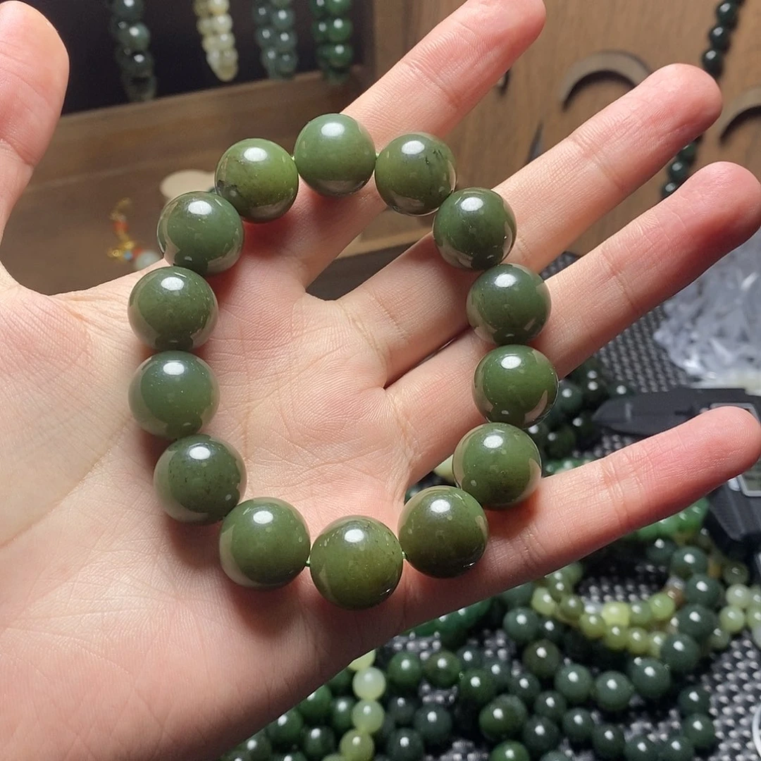 红***！和田玉未镶嵌手串