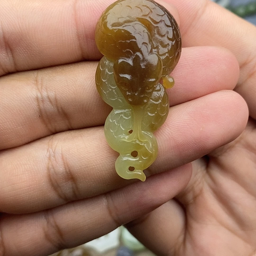 颈饰未镶嵌和田玉