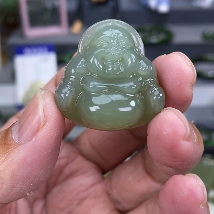 和田玉颈饰未镶嵌强*.