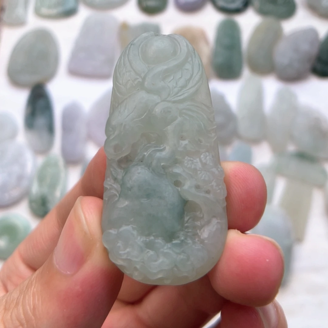 定制翡翠未镶嵌大展宏图