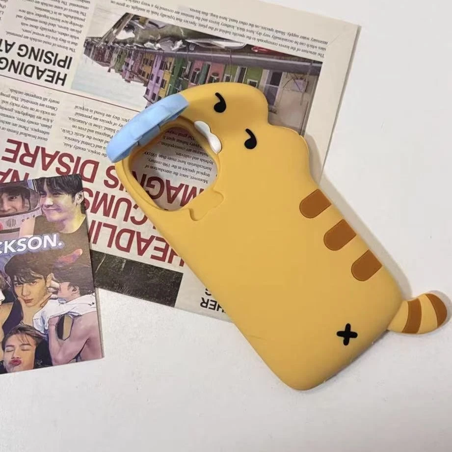 趣味猫吃鱼适用iPhone16硅胶手机壳15Pro苹果14软壳13带支架12/11
