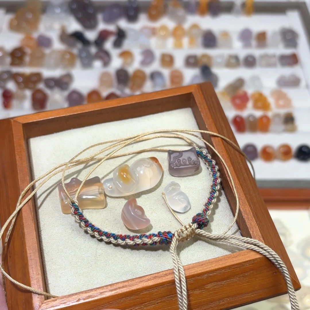 玛瑙/玉髓颈饰未镶嵌芙*酱