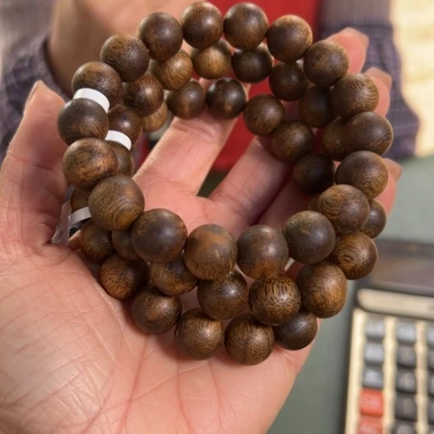 沉香手串红土乌身12克卡1.2多样性发1串