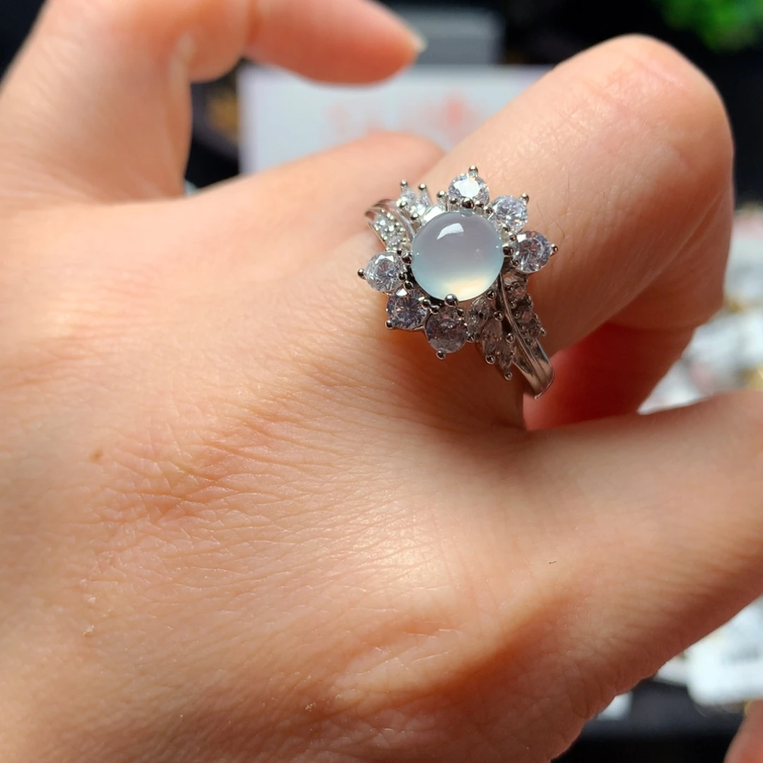 翡翠戒指银S925镶嵌天然翡翠戒指