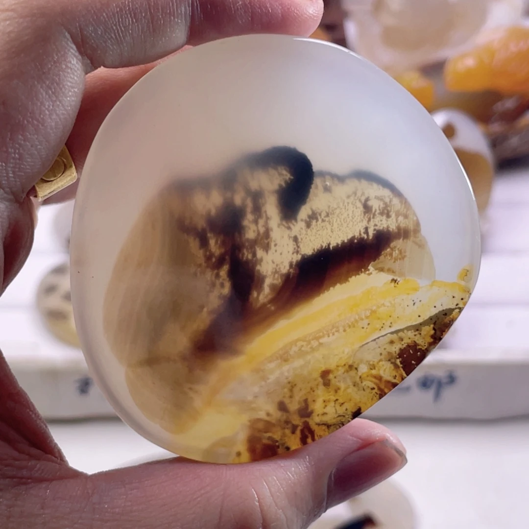 玛瑙/玉髓未镶嵌珠宝奇石