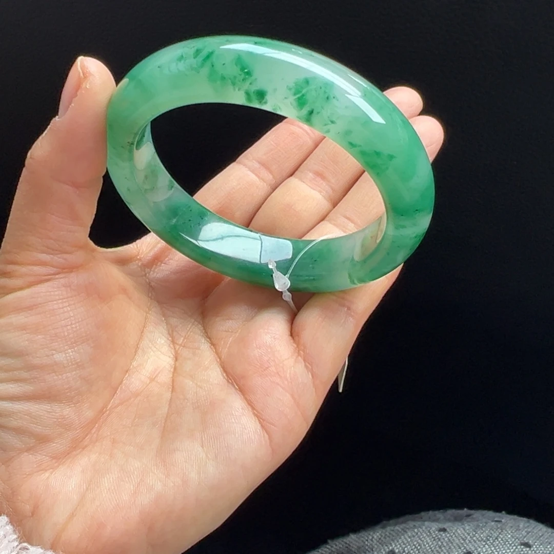 石英质玉未镶嵌手镯非洲翠5758