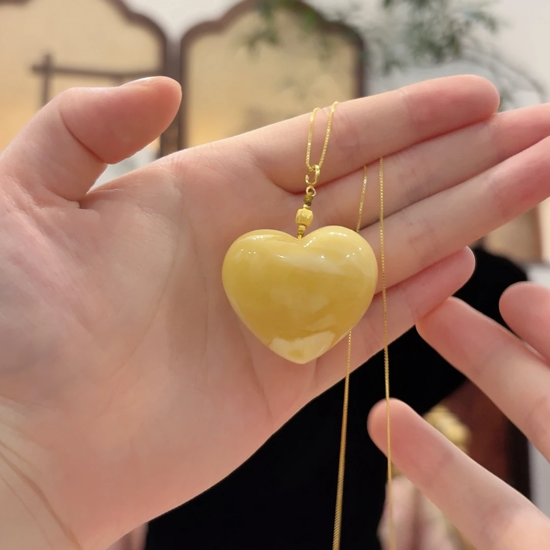 蜜蜡未镶嵌吊坠(赠链)