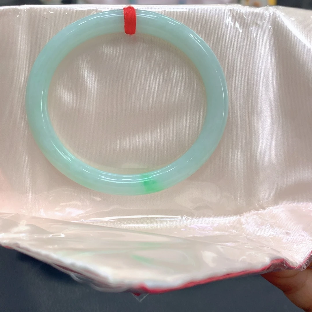 翡翠未镶嵌手镯翡翠49