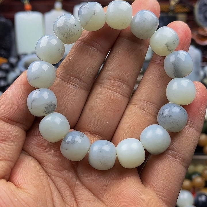 未镶嵌手串和田玉