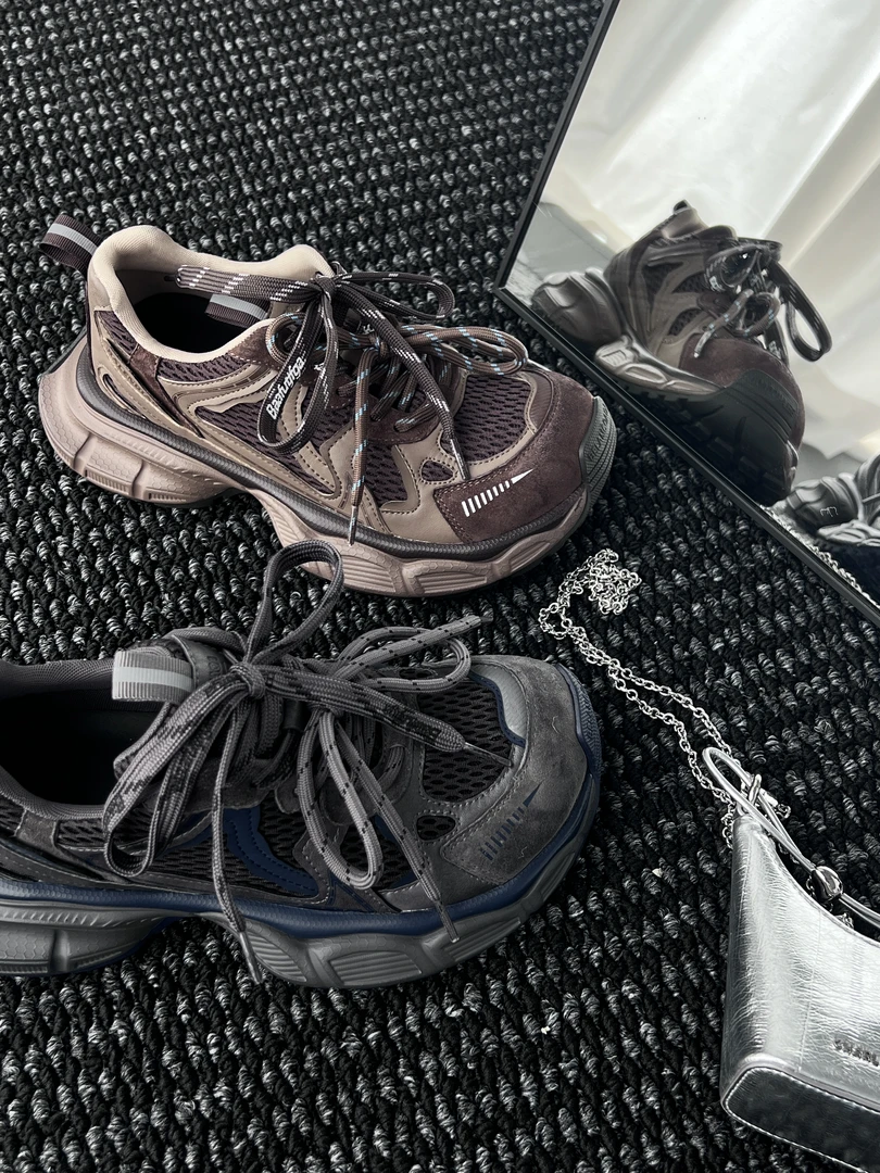 秋季小怪兽新款//卡其焦糖休闲小众复古洋气运动老爹女鞋