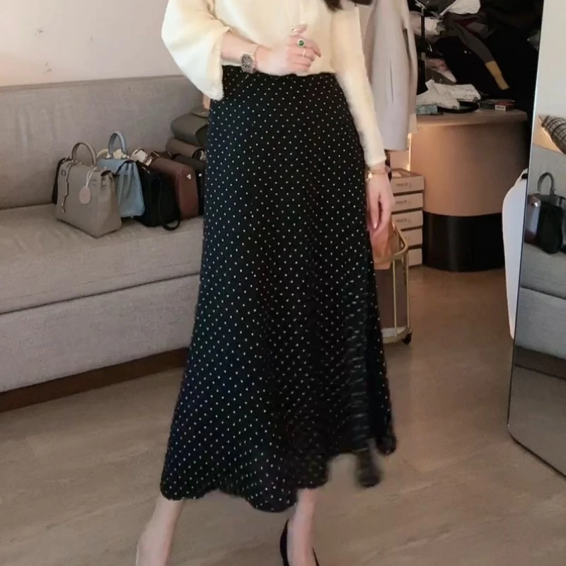 2025新款夏季波点显瘦休闲百搭小摆裙LK2503087