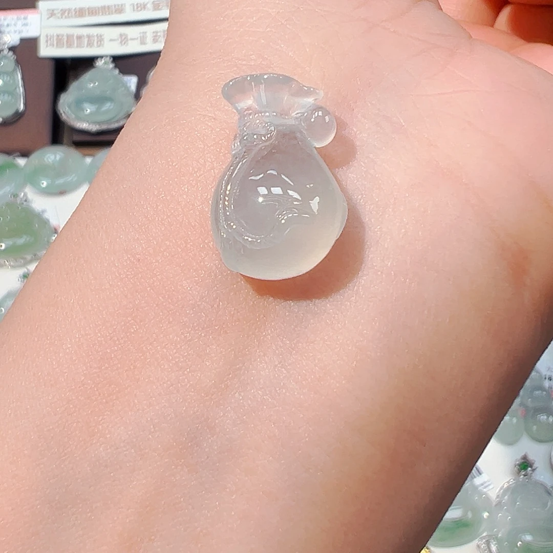 翡翠未镶嵌吊坠(不含链)钱袋子