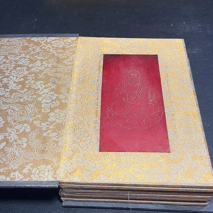 底槽青一物一图发货，支持七天无理由