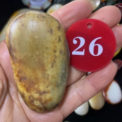 和田玉（糖玉）未镶嵌挂件