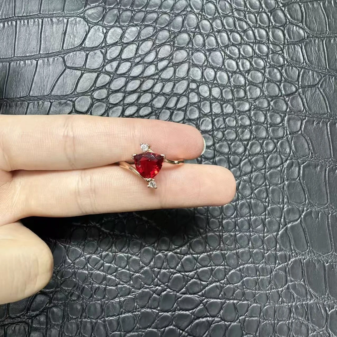 JDP1159阿鲁沙-典藏轻奢红宝石-精工925戒指
