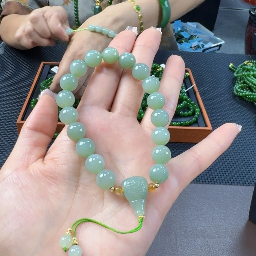 手链未镶嵌和田玉