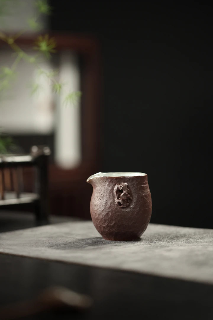 宜兴紫砂手捏制作太湖石复古公道杯分茶器功夫茶茶室茶台家用茶具