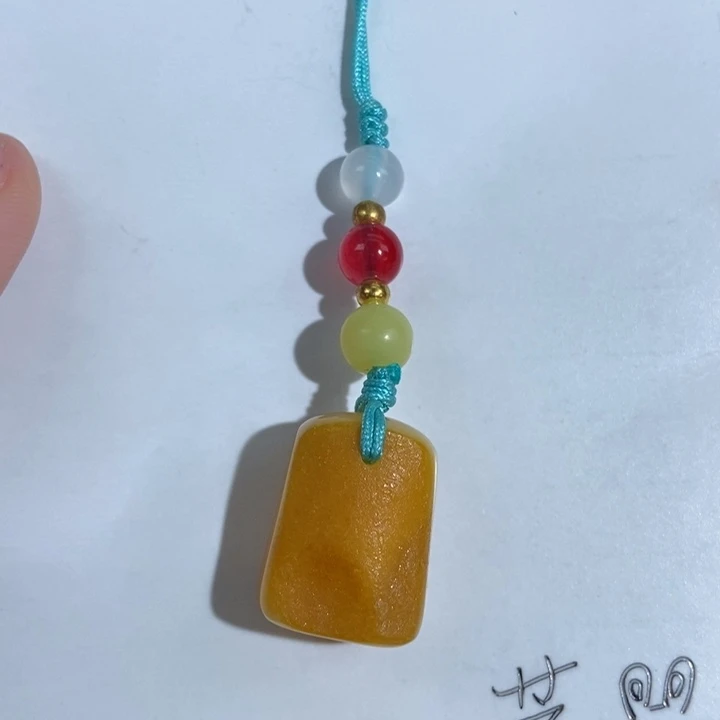 未镶嵌琥珀珠宝奇石