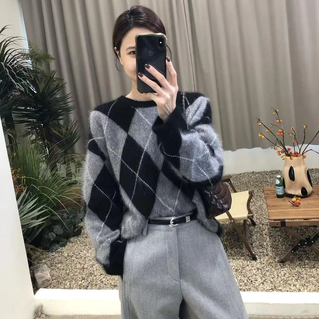 经典慵懒 冬季韩系复古菱格特种纱兔毛时尚显瘦拉毛菱格女生毛衣
