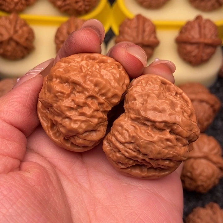 文玩核桃把件西*40精品毕业蛤蟆头