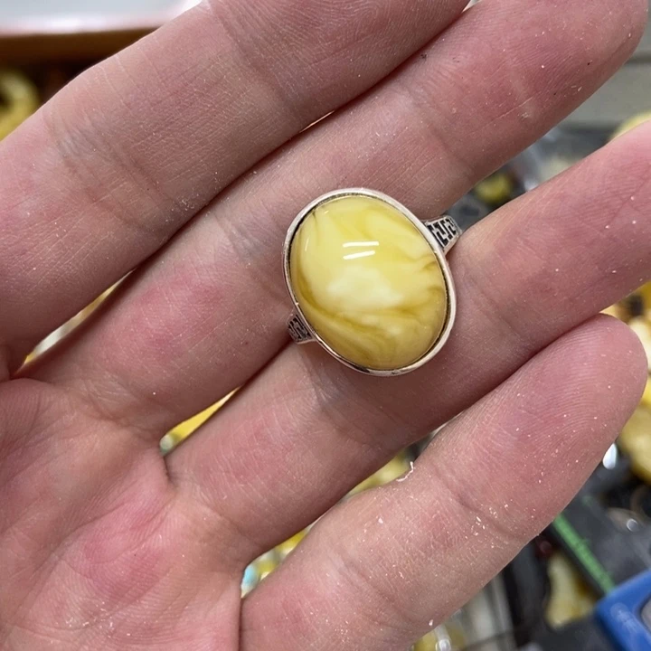 银S925镶嵌蜜蜡裸石戒指