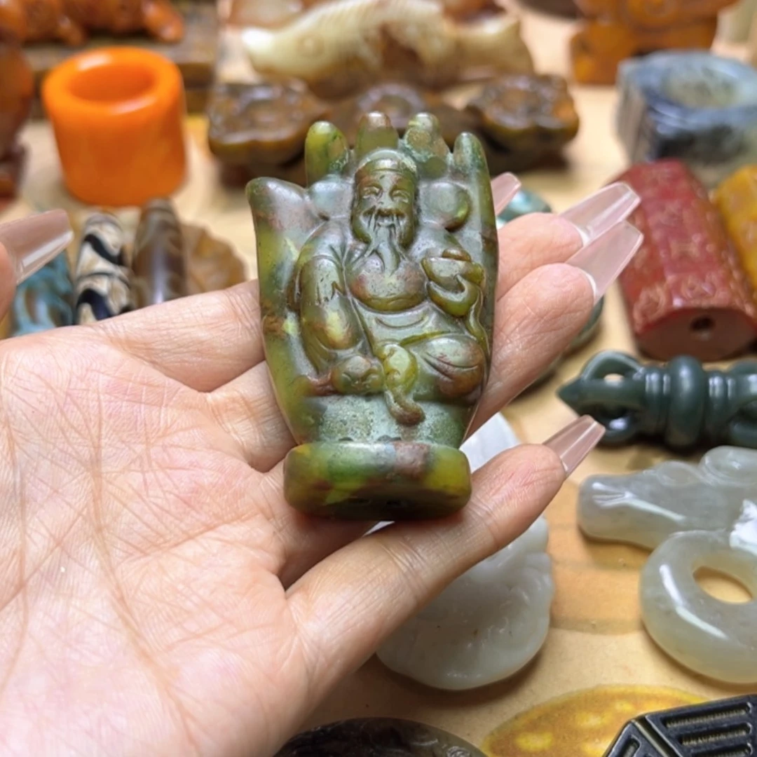 【闪购商品】蛇纹石玉颈饰未镶嵌