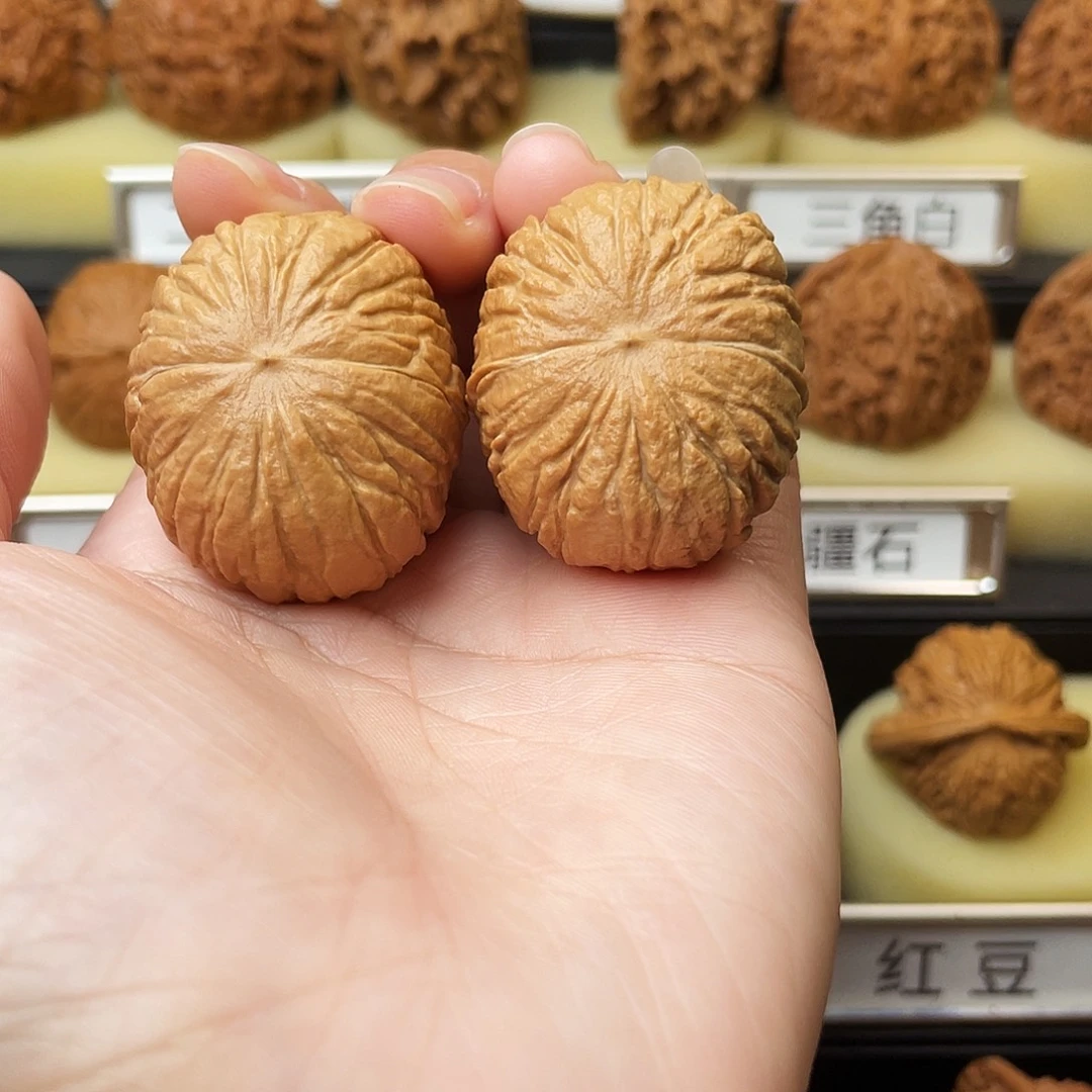 吊坠文玩核桃猴头元宝37尺601