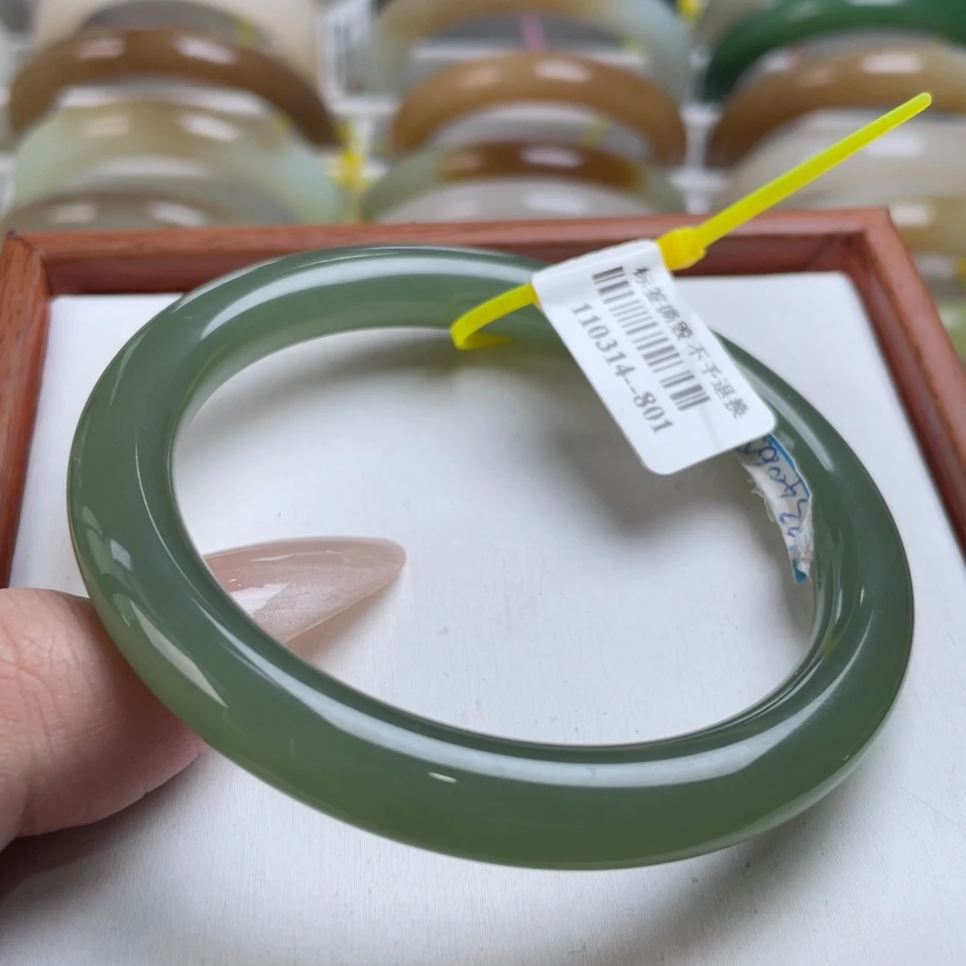 【闪购商品】和田玉手镯未镶嵌22 56/57