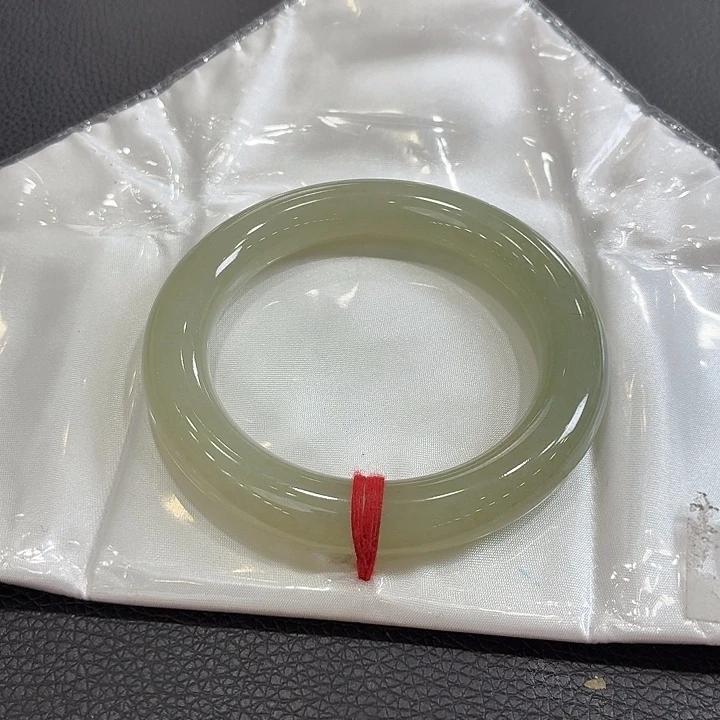 翡翠未镶嵌手镯13号