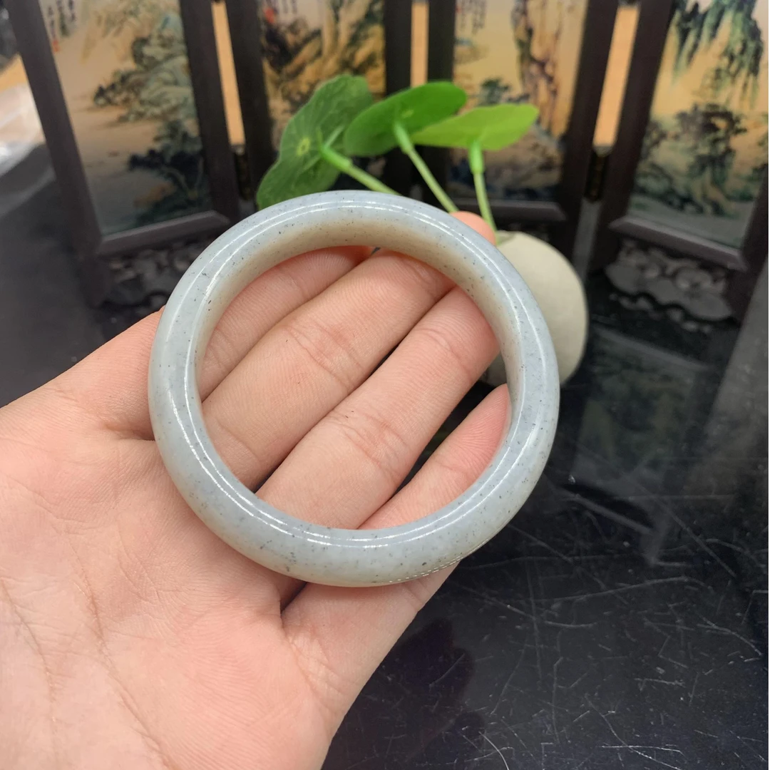 天然和田玉青花手镯多样性发货玉手镯