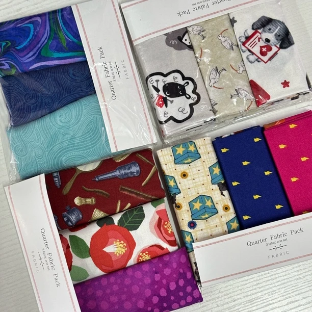 外来1/4三色 布组【花样多】，每片尺寸约45*55cm