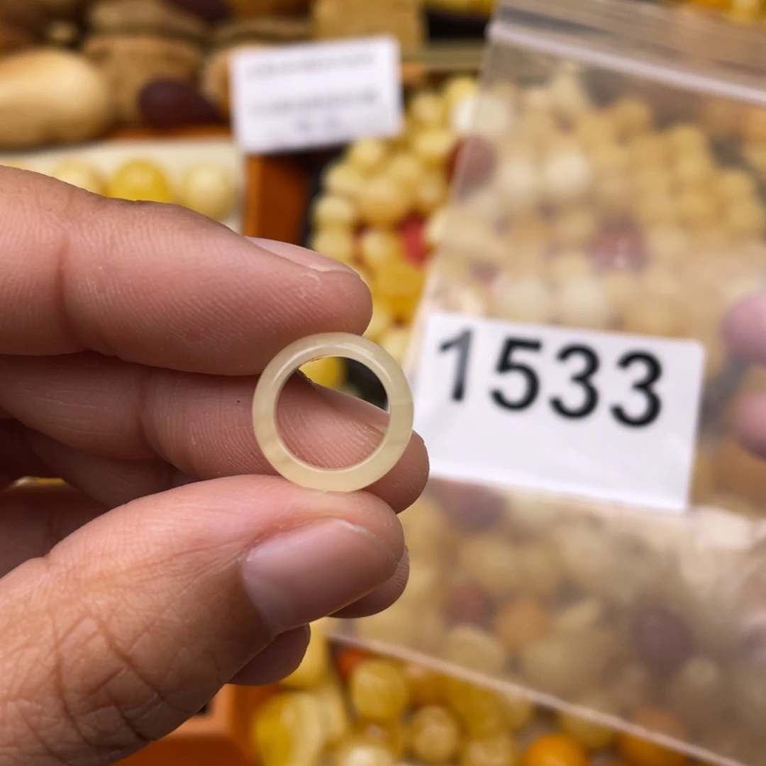 琥珀珠宝奇石未镶嵌矿点10