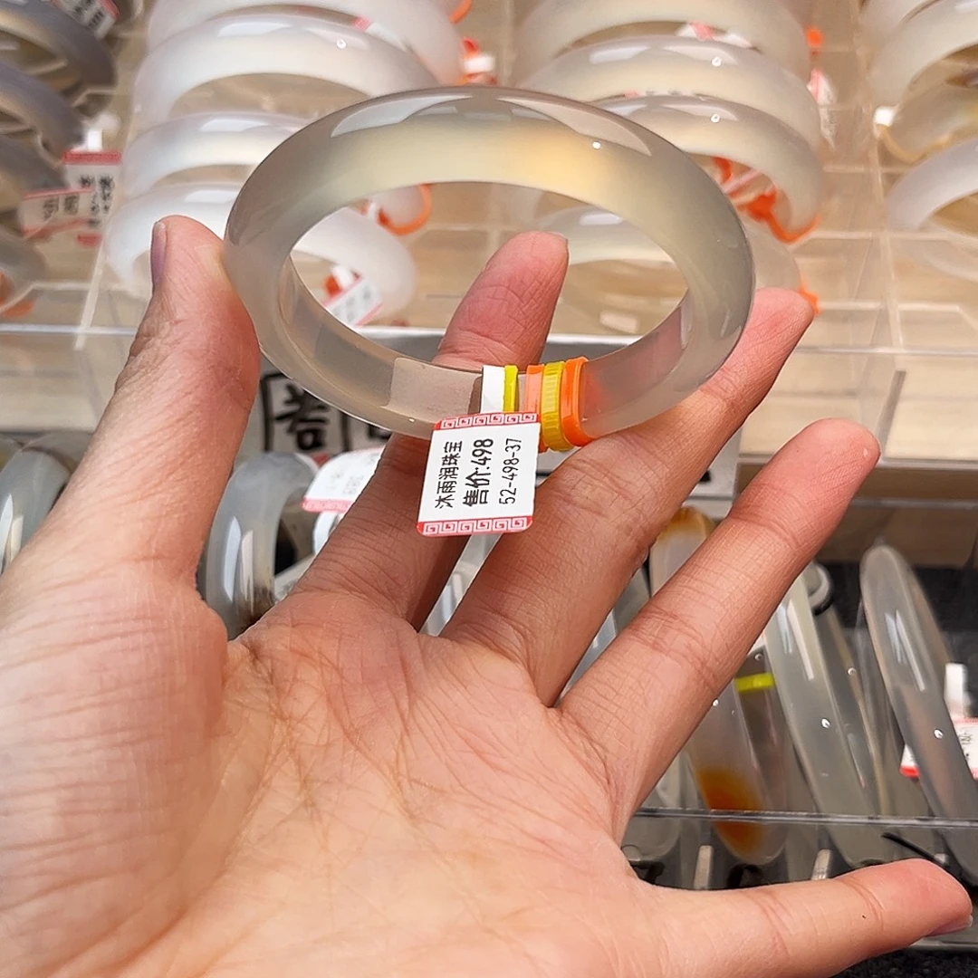 我****玛瑙/玉髓未镶嵌手镯