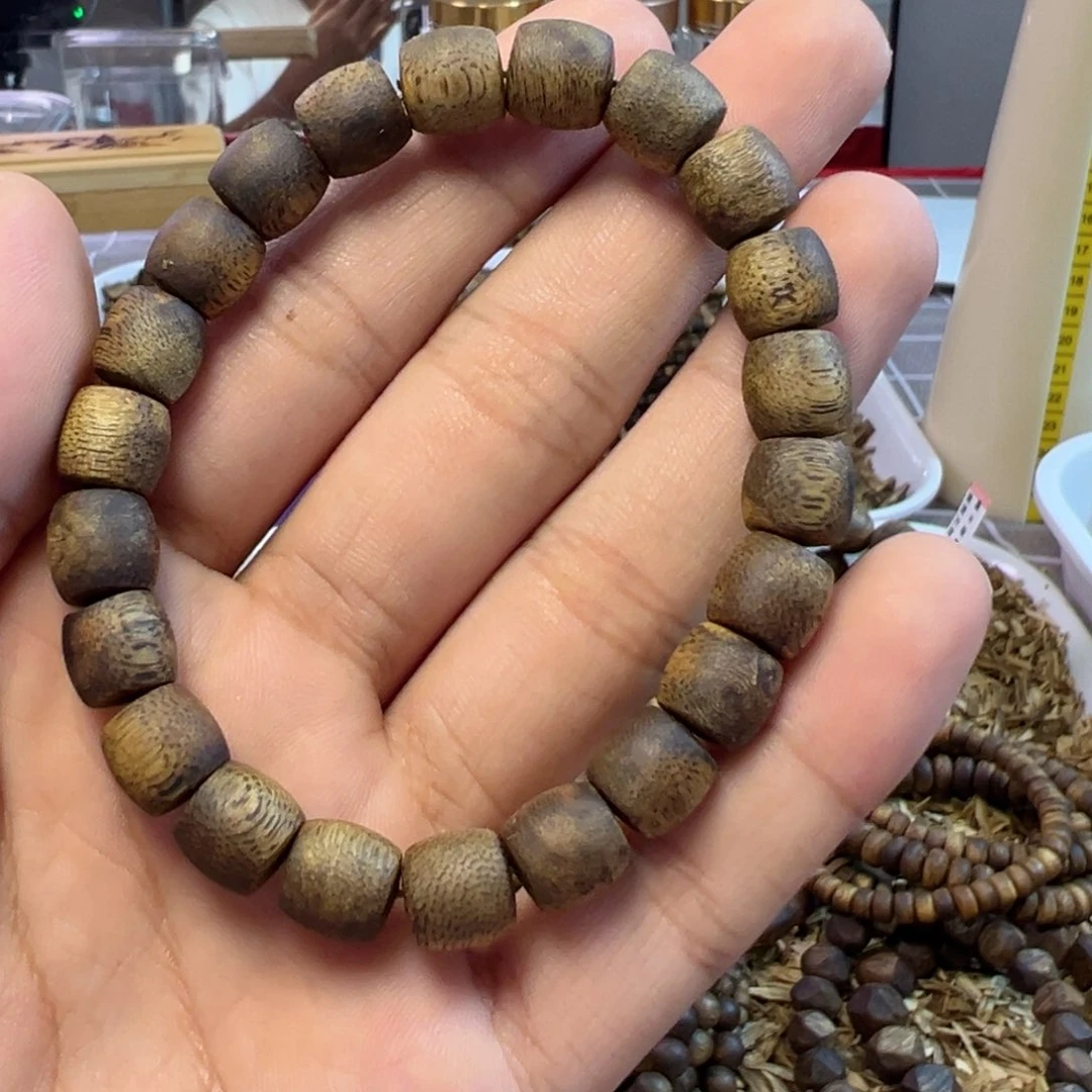 沉香碎屑沉香心***弥09 7克 鼓珠