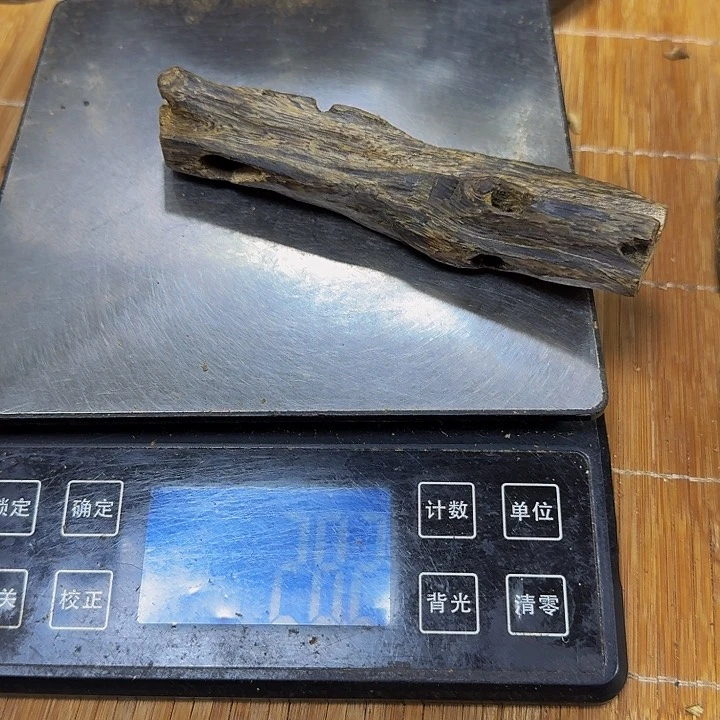 沉香沉香碎屑尔***西海南绿棋品种块料